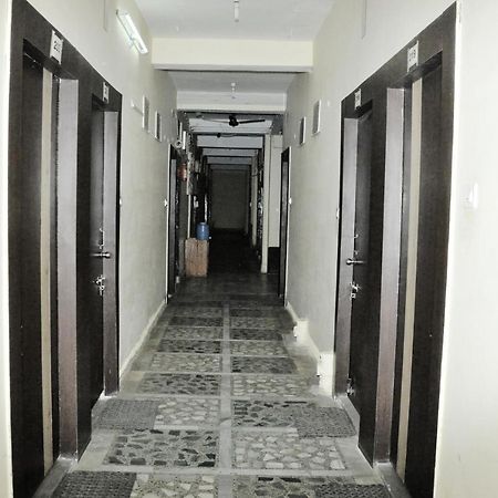 Hotel Lalit Palace Babina 外观 照片