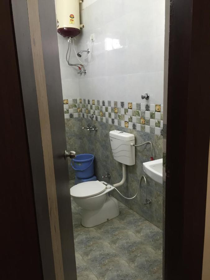 Hotel Lalit Palace Babina 外观 照片